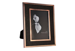 Metal Photo Frame Antique Copper
                                        W/Black Imatation Leather